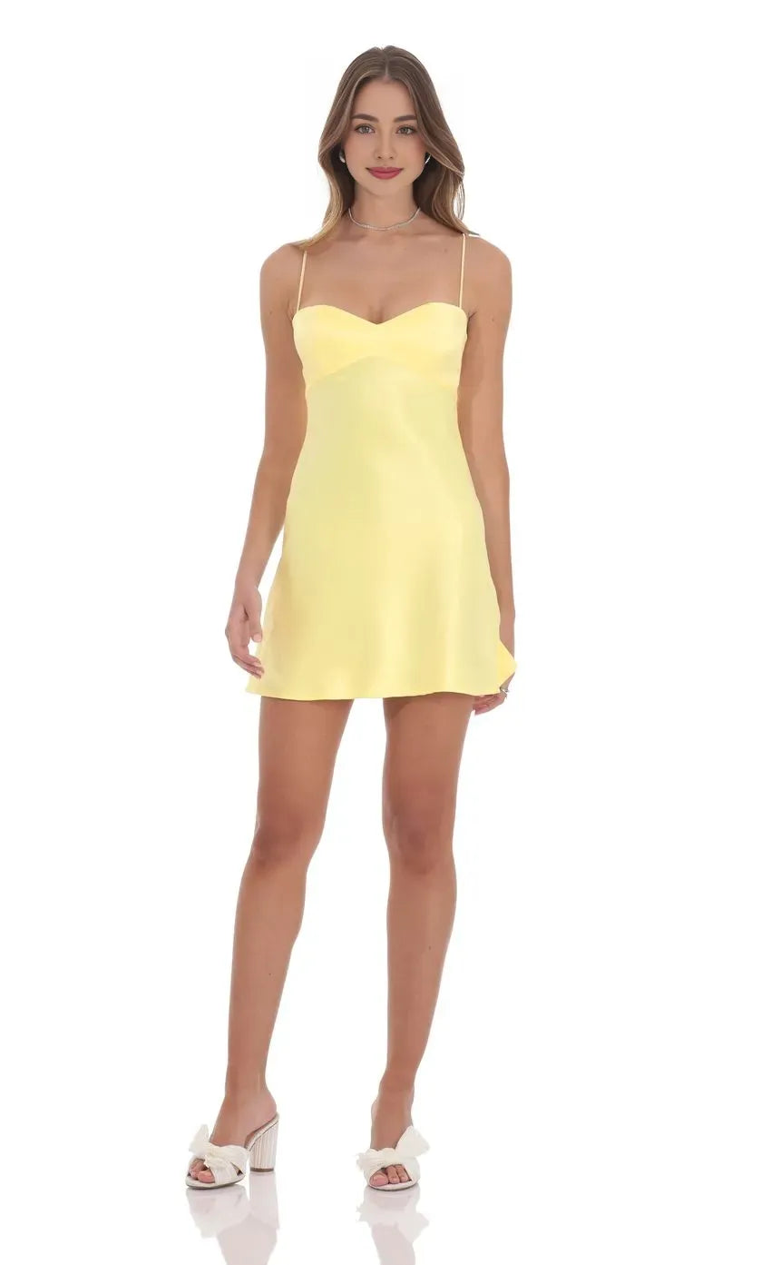 Timeless Special Occasion Sophisticated Elegant Lace A-Line Sweetheart Sleeveless Mini Homecoming Dress