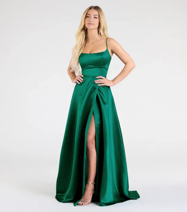 Beautiful Timeless Elegant Emerald Green Lace A-Line Square Neck Sleeveless Prom Dress