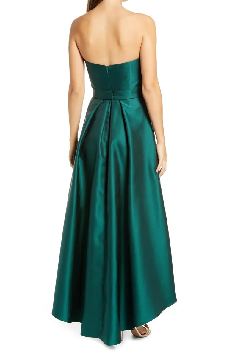 Stylish Refined Beautiful Elegant Emerald Green Satin A-Line Strapless Sleeveless Prom Dress