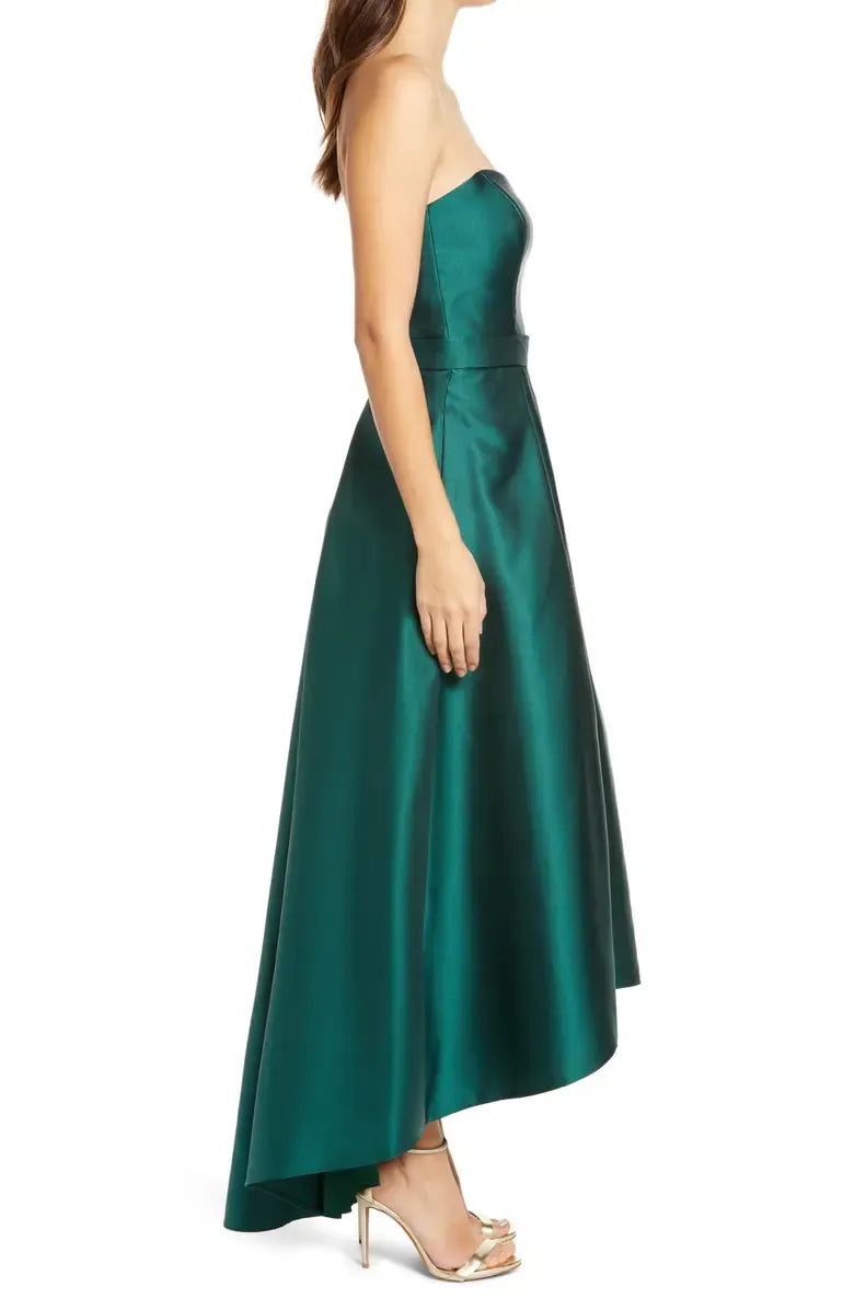 Stylish Refined Beautiful Elegant Emerald Green Satin A-Line Strapless Sleeveless Prom Dress