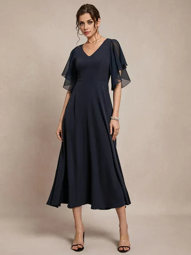 Sophisticated Graceful Elegant Navy Blue Chiffon A-Line Short Sleeve Short Evening Dress