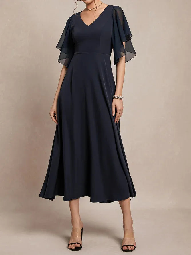 Sophisticated Graceful Elegant Navy Blue Chiffon A-Line Short Sleeve Short Evening Dress