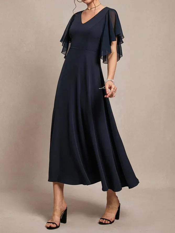 Sophisticated Graceful Elegant Navy Blue Chiffon A-Line Short Sleeve Short Evening Dress