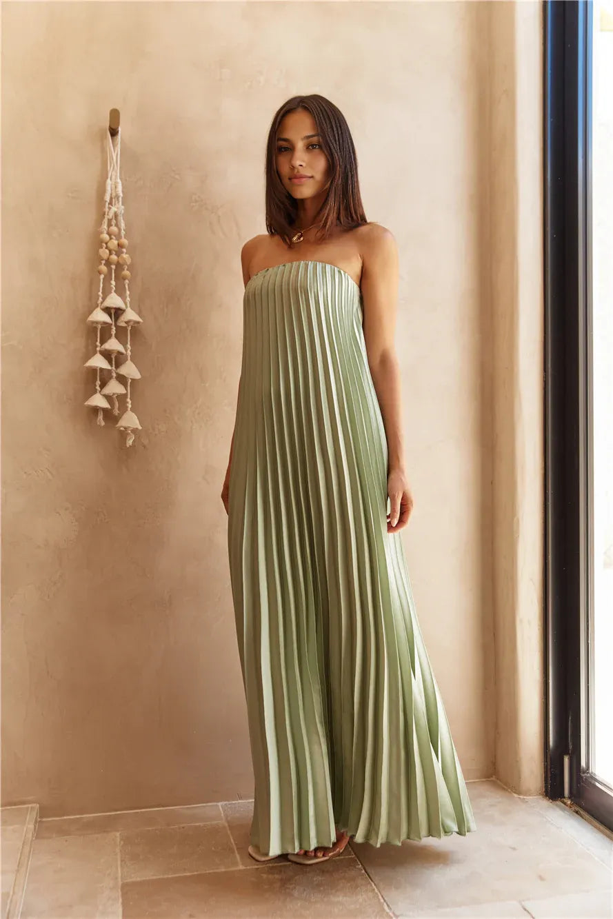 Stylish Refined Beautiful Timeless Elegant Sage Green Strapless Sleeveless Floor-Length Cocktail Dress