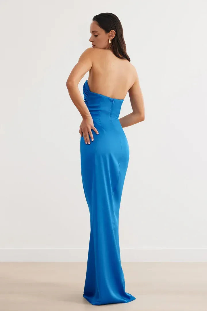 Graceful Stylish Refined Beautiful Timeless Elegant Red Satin Sleeveless Floor-Length Prom Dress