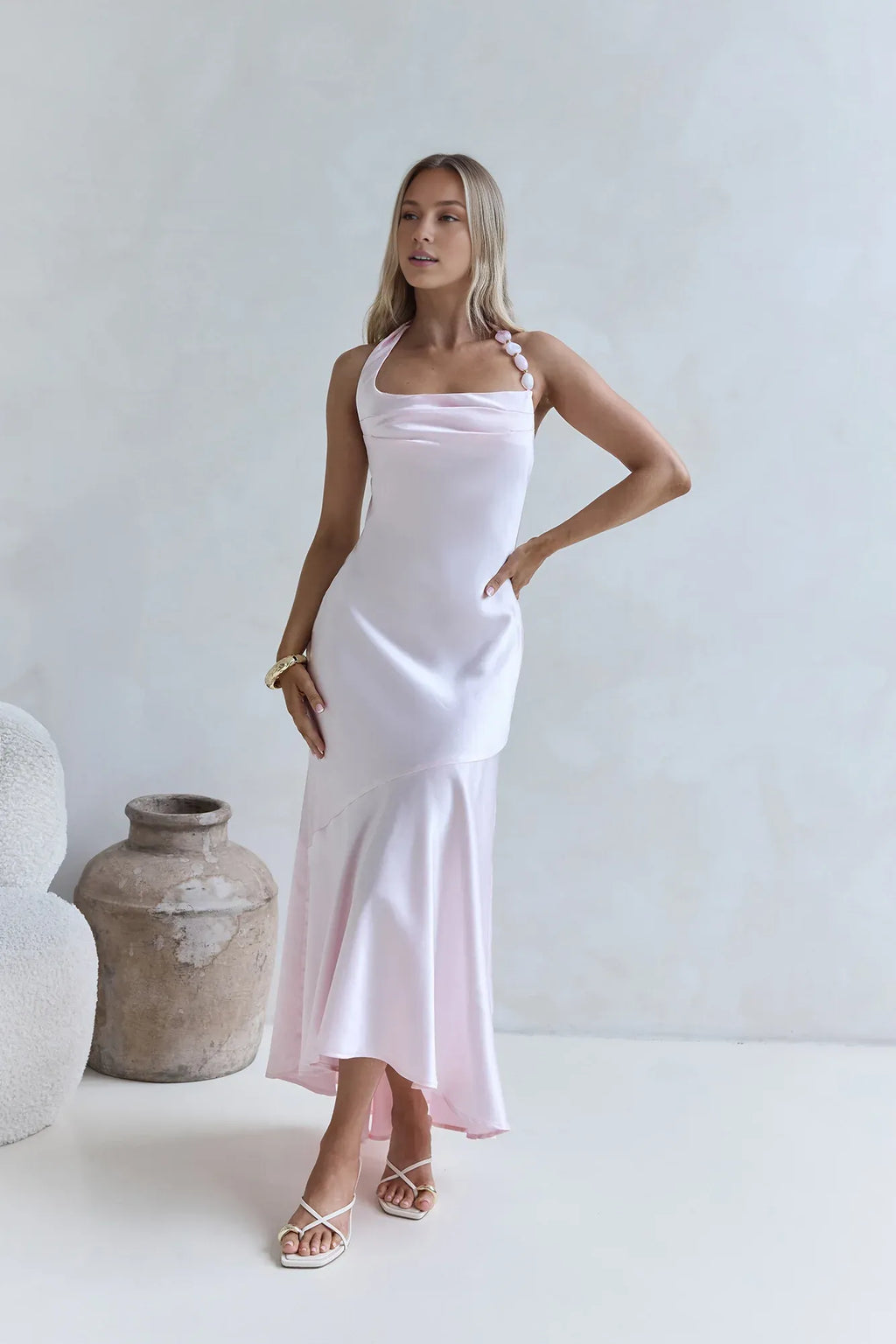 Refined Beautiful Timeless Chic Elegant Pink Satin Halter Sleeveless Floor-Length Cocktail Dress