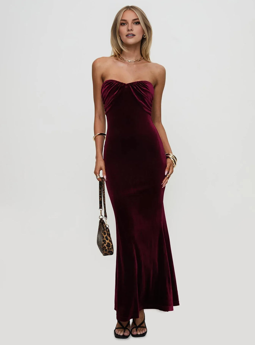 Stylish Refined Beautiful Timeless Elegant Burgundy Velvet Strapless Sleeveless Floor-Length Prom Dress