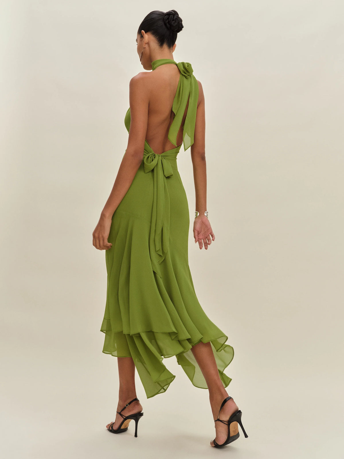 Sophisticated Graceful Stylish Refined Beautiful Timeless Elegant A-Line Halter Sleeveless Prom Dress
