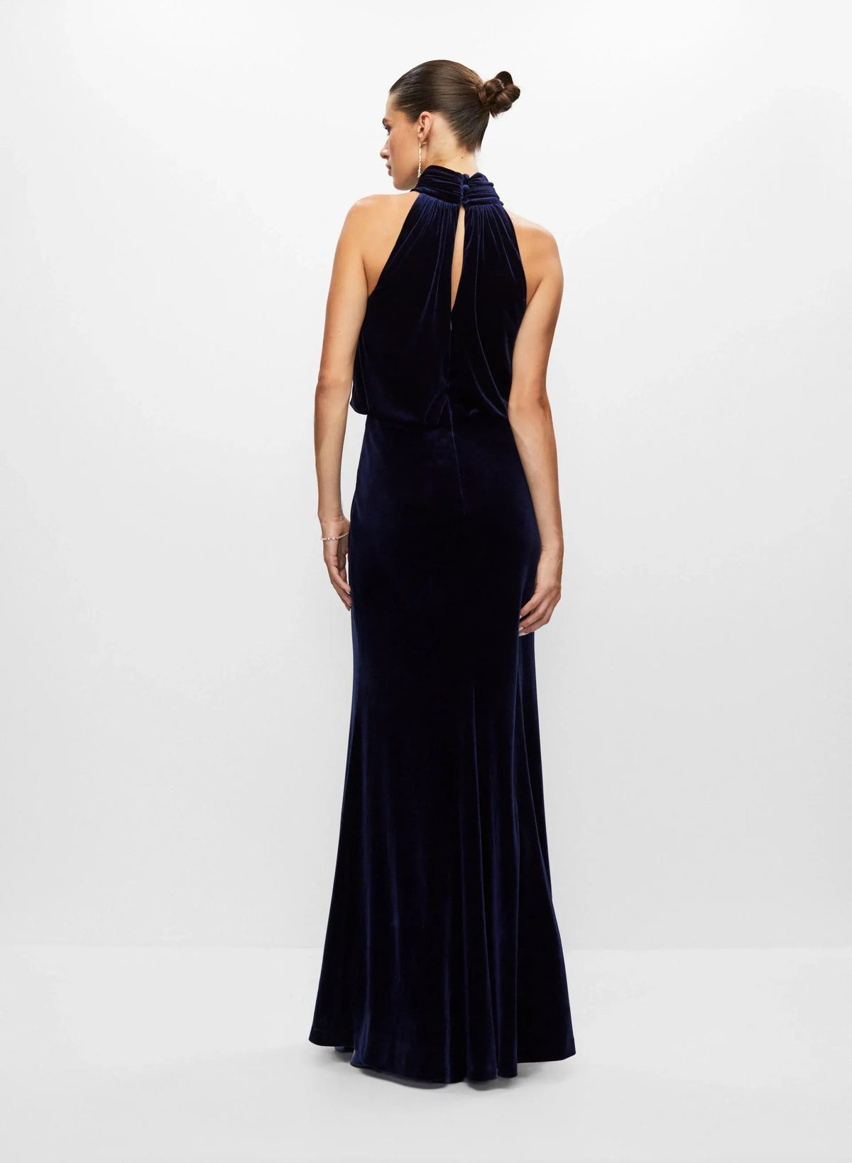 Graceful Stylish Elegant Navy Blue Velvet Mermaid Halter Sleeveless Floor-Length Prom Dress