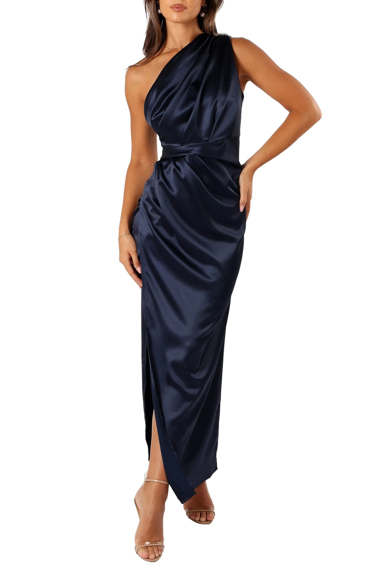 Stylish Refined Beautiful Timeless Elegant Black Satin Sheath One-Shoulder Sleeveless Prom Dress