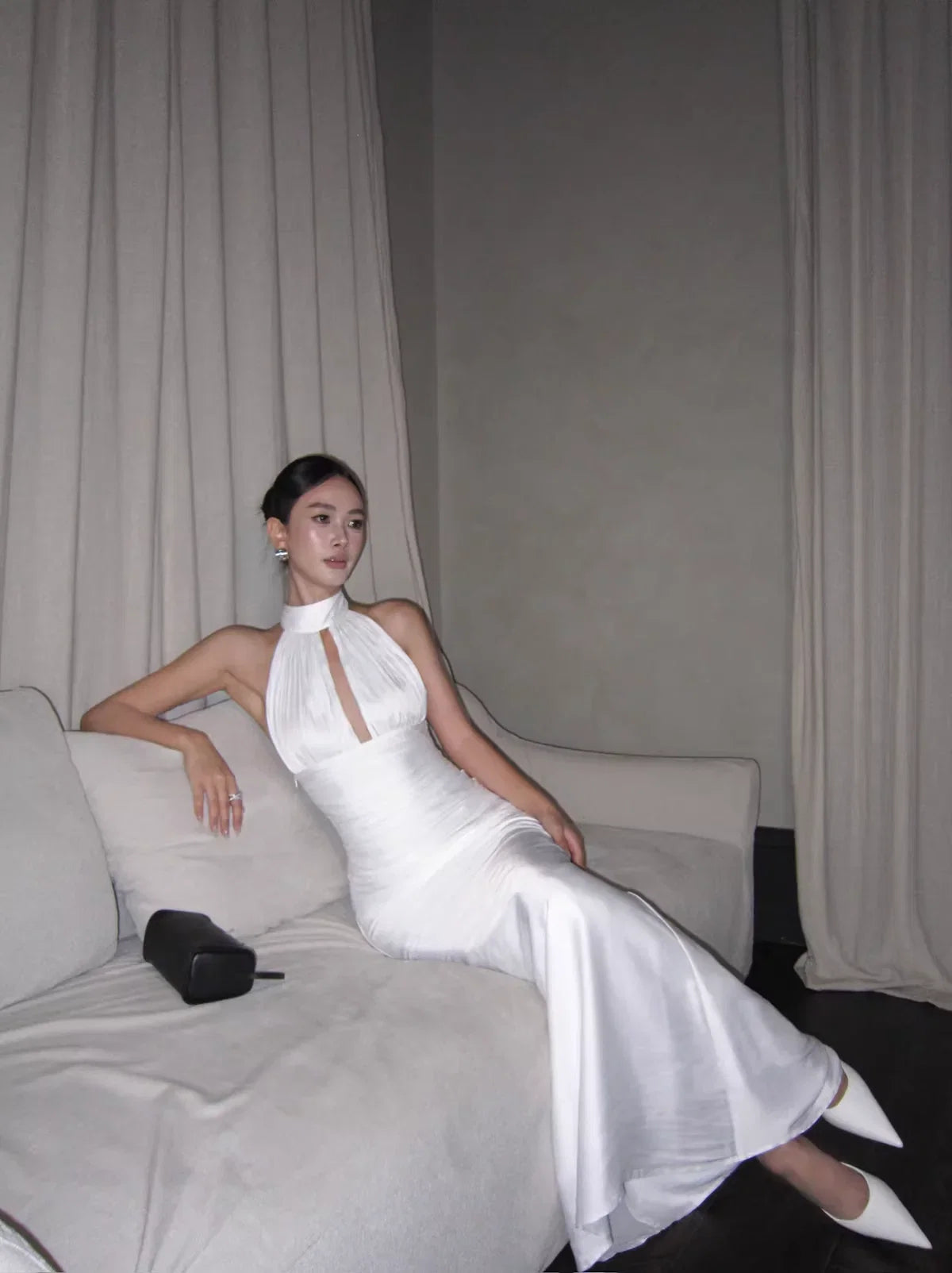 White Sleek Mermaid Halter-Neck Sleeveless Ruched Long Prom Dresses