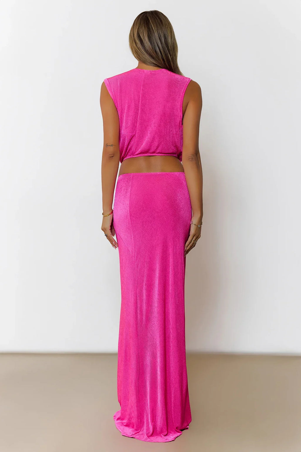 Slim-fit Mermaid Deep V Neck Twist Cutout Waist Fuchsia Maxi Prom Dress