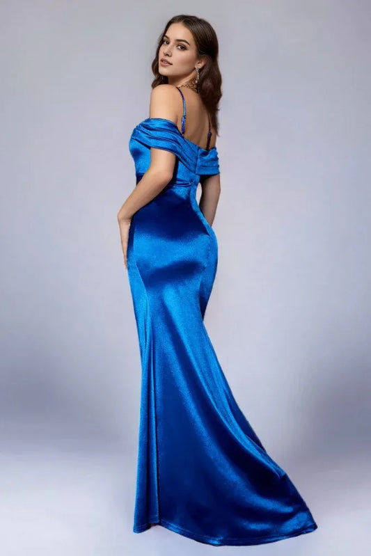 Elegant Red Slit A-Line Classic-Neck Classic-Sleeve Classic-Back Floor-Length Evening Dress