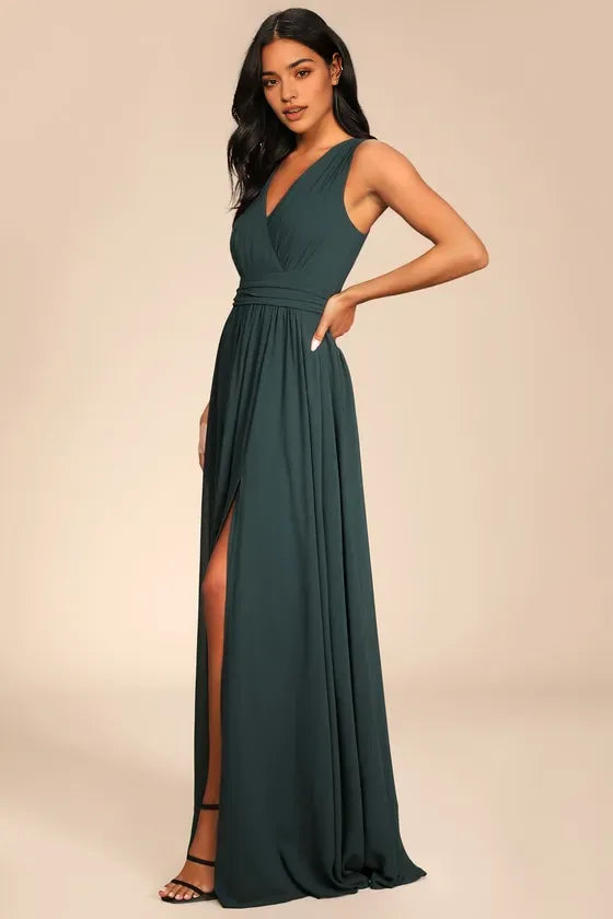 Green Dark Prom Dresses Deep V Neck Ruched Waist Side Slit for Poised Allure
