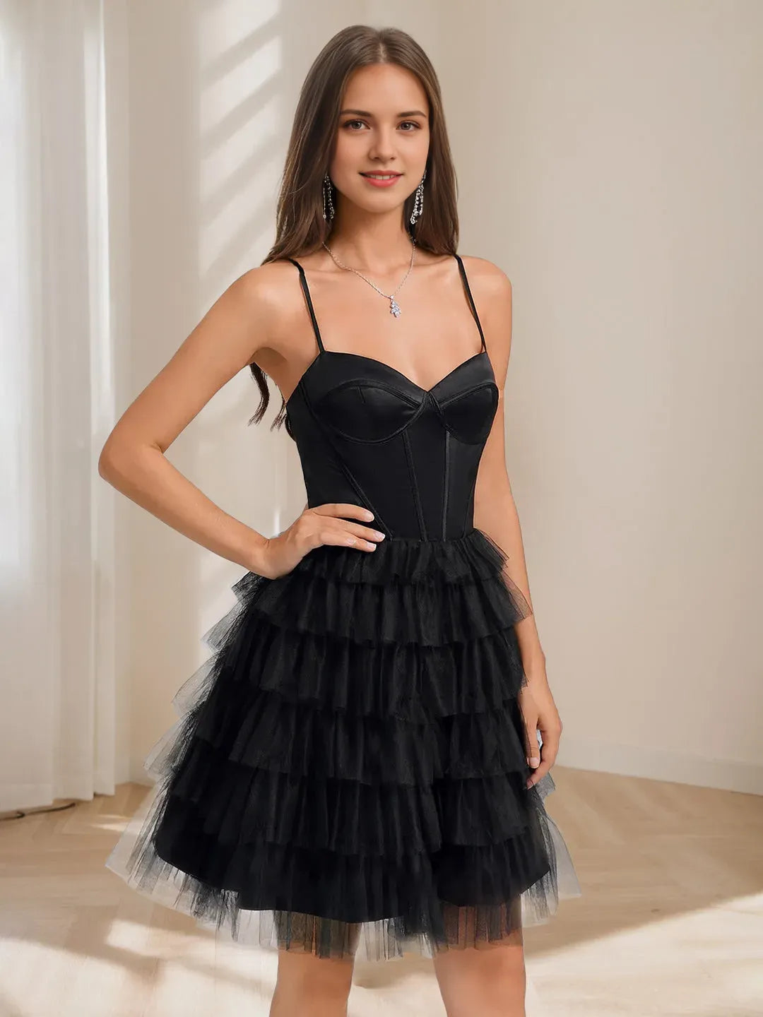 Spaghetti Straps Sleeveless Short/Mini Homecoming Dresses with Tiered Lace-Up