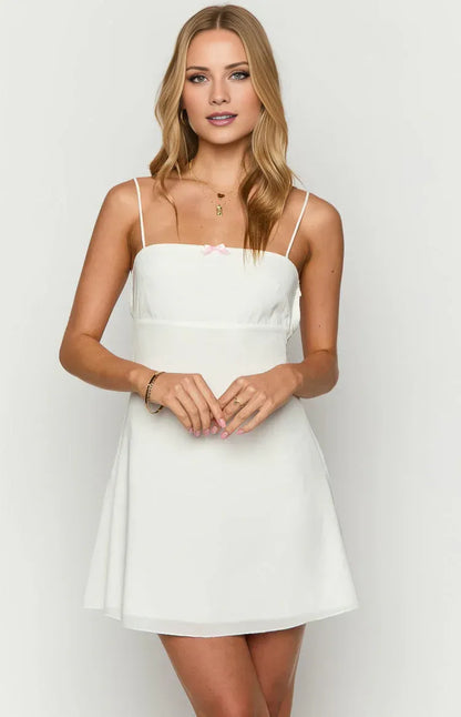 Refined Beautiful Timeless Special Occasion Sophisticated Elegant Chiffon Sleeveless Knee-Length Homecoming Dress