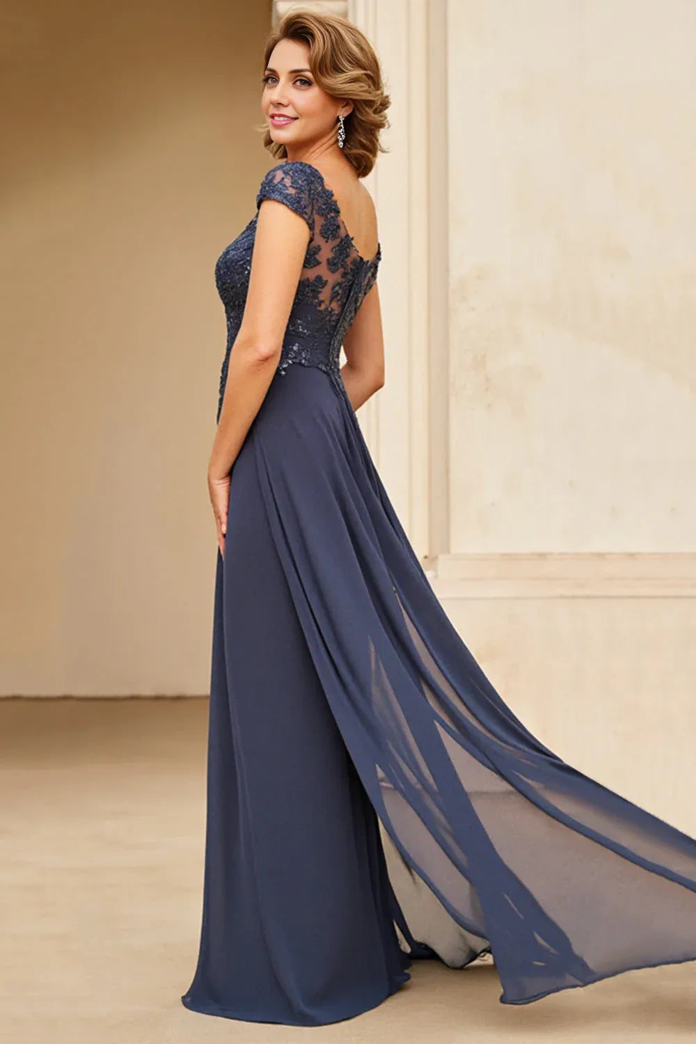 Graceful Elegant Navy Blue Chiffon Backless Floor-Length Mother of the Bride Dress