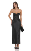 Black Prom Dress with Spaghetti Straps and Sweetheart Neck Ideal for Sophisticated Prom Celebrations