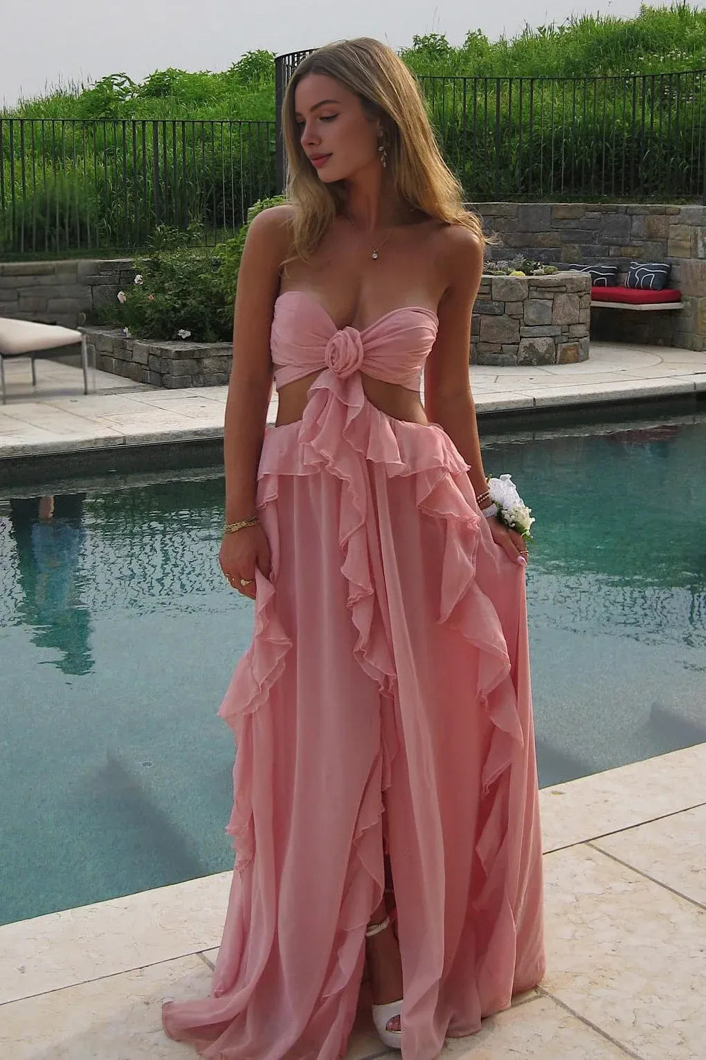 Special Occasion Sophisticated Graceful Stylish Elegant Blush Pink Lace Sweetheart Sleeveless Prom Dress