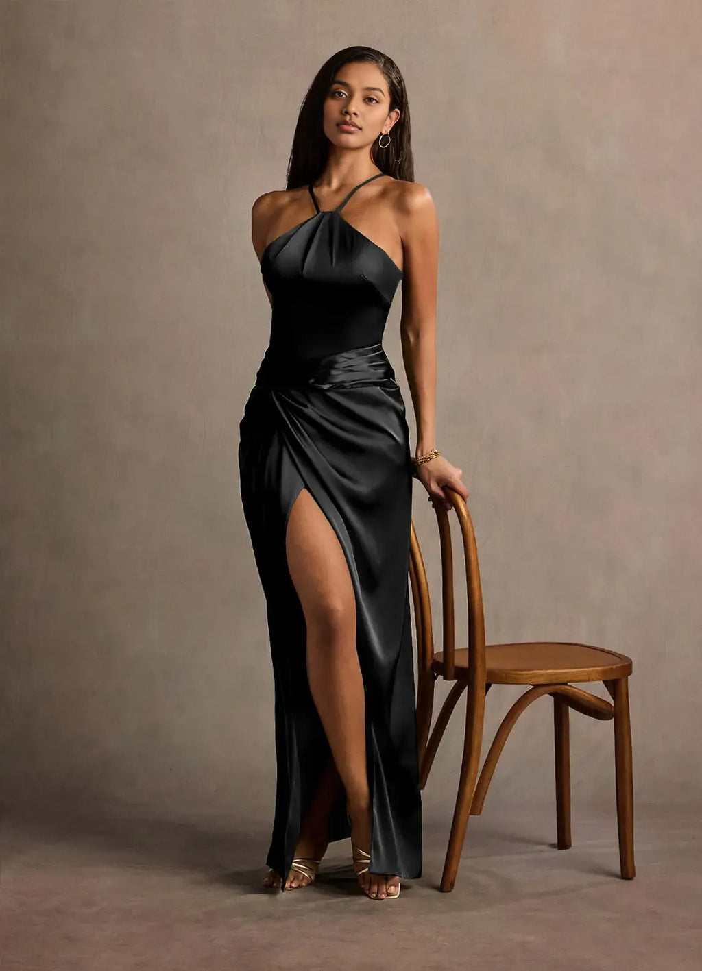 Timeless Chic Elegant Emerald Green Satin Sheath Halter Sleeveless Floor-Length Evening Dress