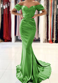 Trumpet/Mermaid Off-the-Shoulder Short Sleeve Sweep Train Prom Dress With Pleated