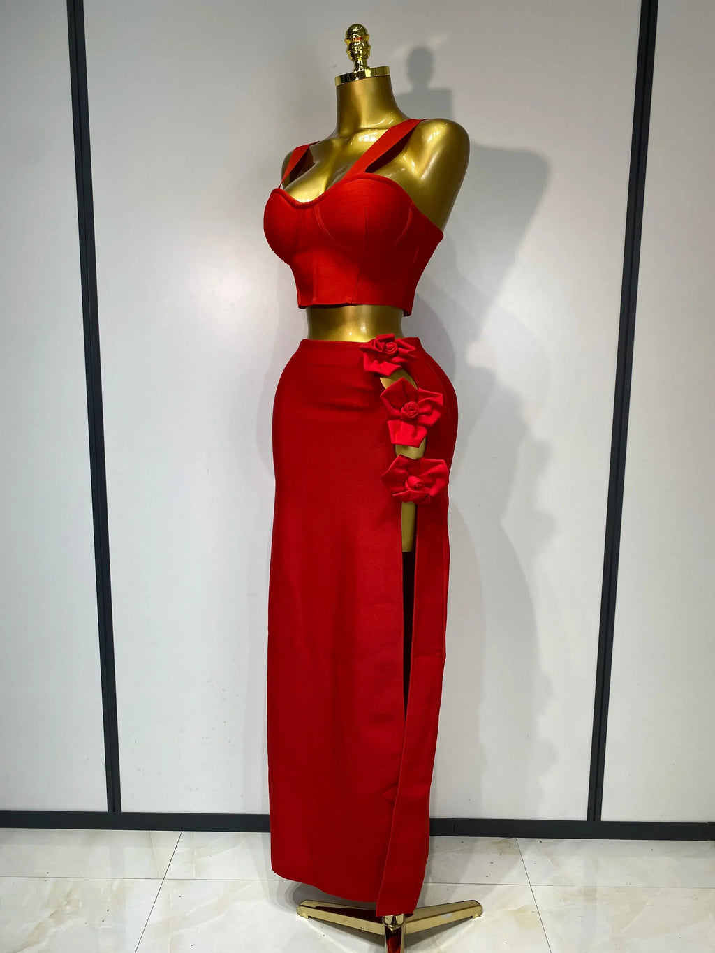 Red Two-Piece Sweetheart Neck Corset 3D Floral Floor-Length Prom Dress