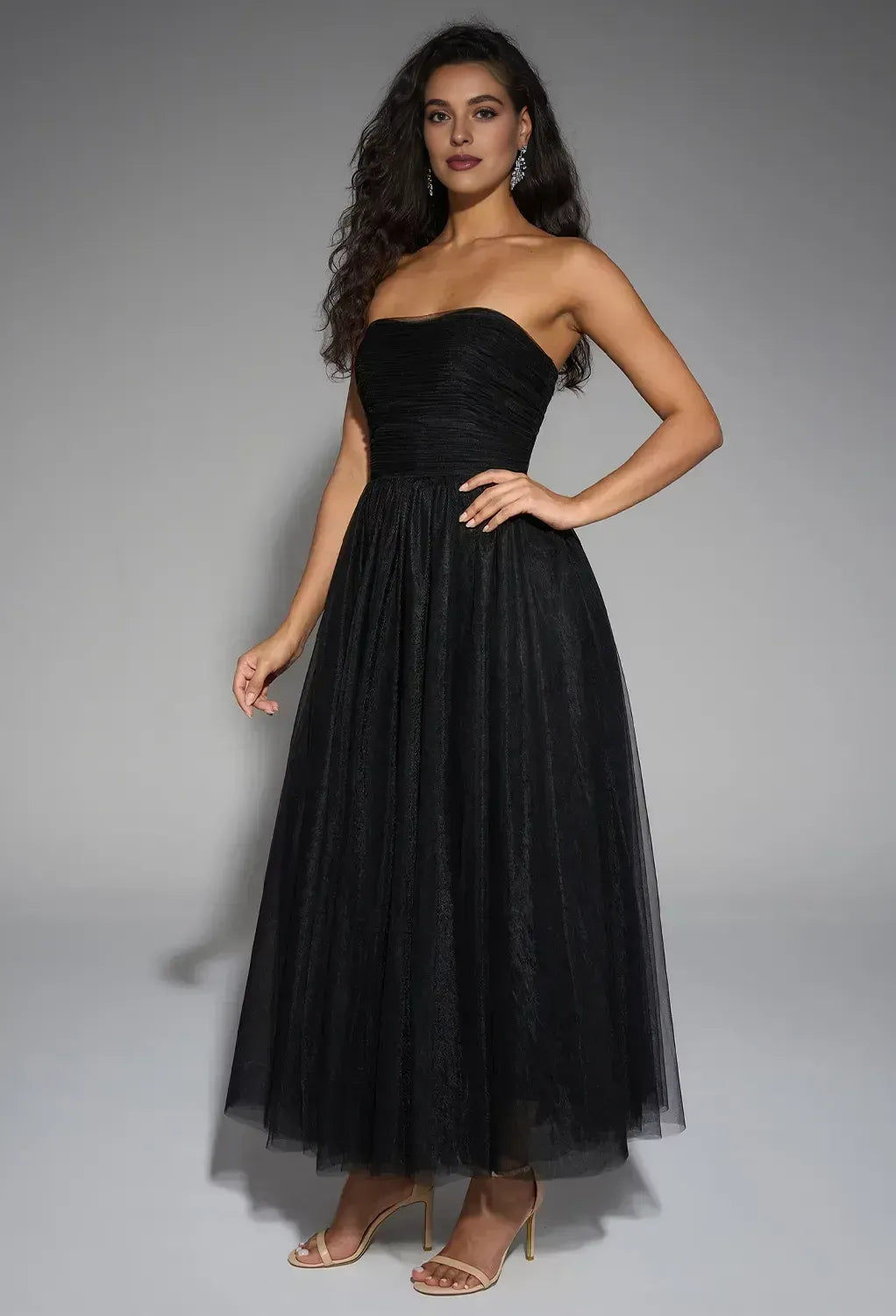 Sophisticated Graceful Stylish Refined Beautiful Elegant Black Tulle A-Line Sleeveless Prom Dress