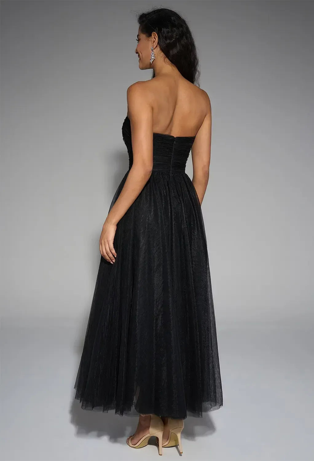 Sophisticated Graceful Stylish Refined Beautiful Elegant Black Tulle A-Line Sleeveless Prom Dress