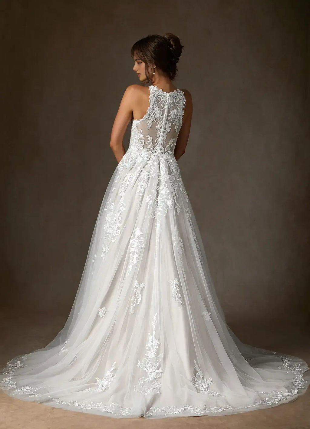 Unique High Neck A-Line Sweetheart Wedding Dress Sheer Illusion Bodice Floral Appliqués Ball Gown Train Premium Pick for Fashion
