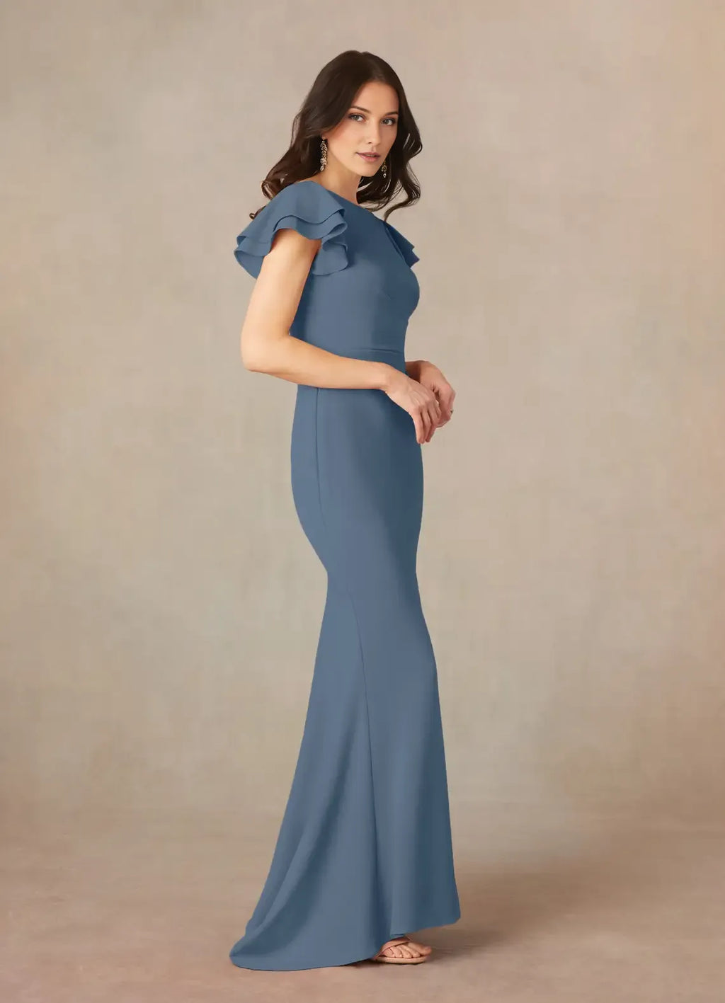 Unique Mermaid Mother of the Bride Dresses with Flutter Short Sleeves Boat Neckline Ruched Waist and Mermaid Silhouette