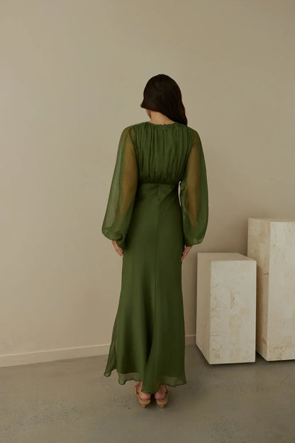 Beautiful Timeless Special Occasion Sophisticated Graceful Elegant Green Tulle Sheath Prom Dress