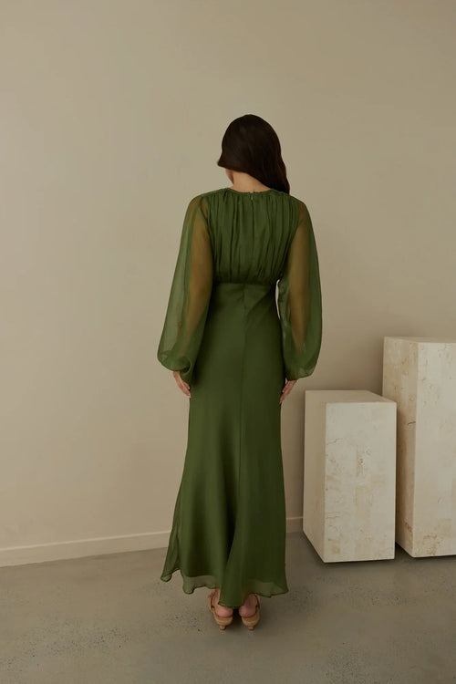 Beautiful Timeless Special Occasion Sophisticated Graceful Elegant Green Tulle Sheath Prom Dress
