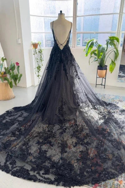 Black Vintage Spaghetti-Straps Sleeveless Long Wedding Dresses Online