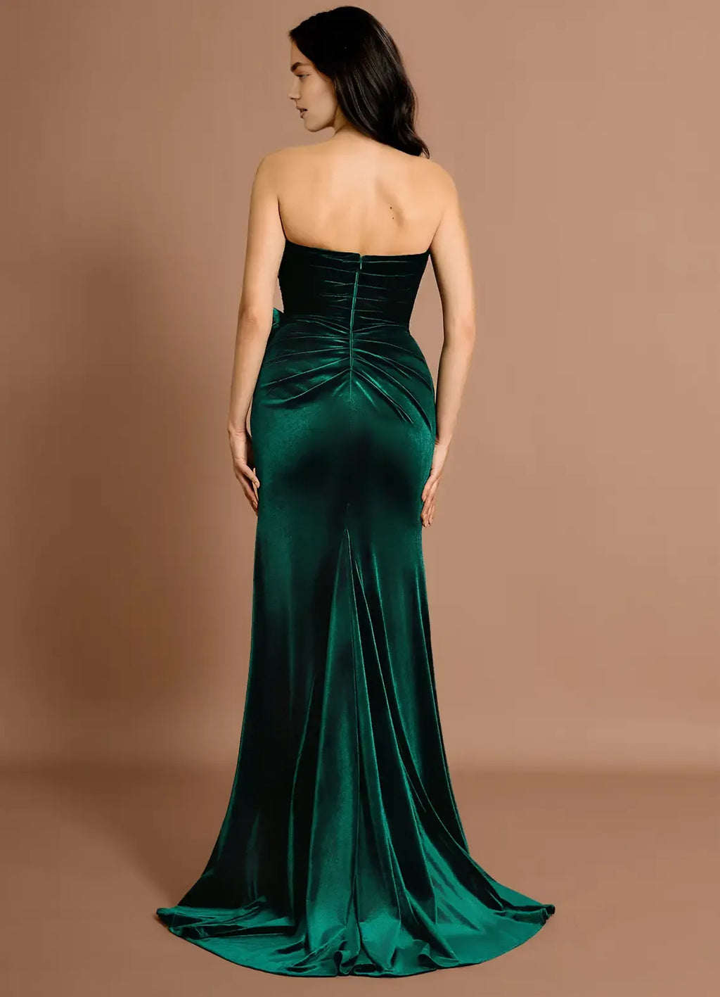 Graceful Stylish Refined Beautiful Elegant Emerald Green Velvet Mermaid Sleeveless Evening Dress