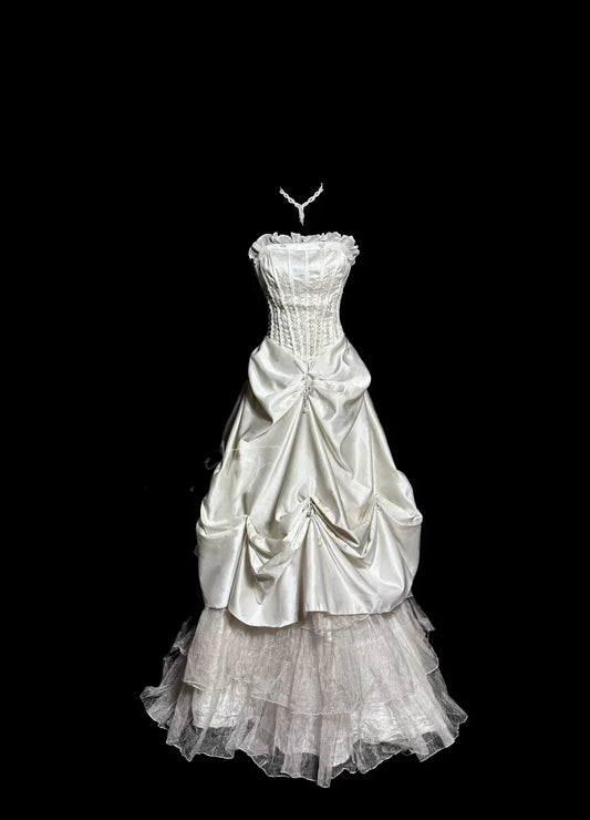 Vintage Red A-Line Strapless Sleeveless Classic-Back Floor-Length Wedding Dress