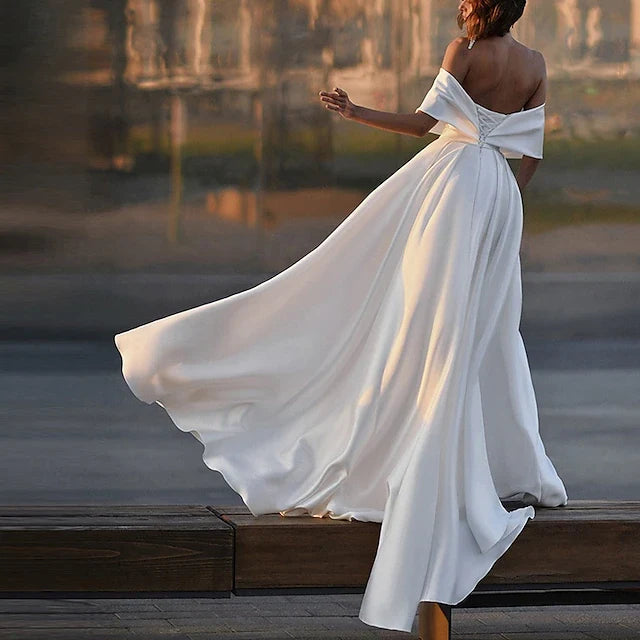 Wedding Dresses A-Line Off Shoulder Half Sleeve Sweep / Brush Train Bridal Gowns With Beading