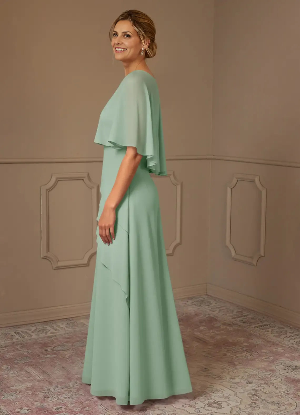 Stylish Refined Elegant Chiffon A-Line Scoop Neck Mother of the Bride Dress
