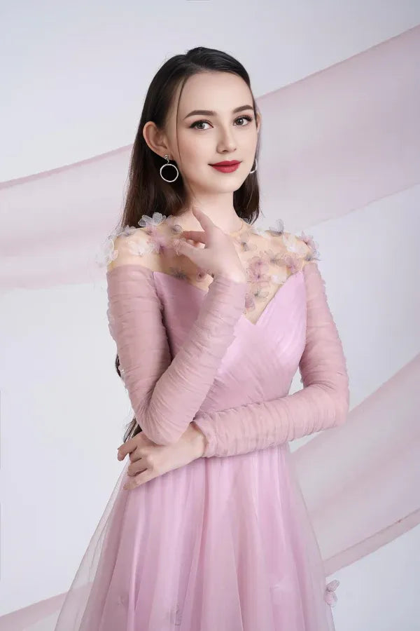 Refined Beautiful Timeless Special Occasion Sophisticated Elegant Red Tulle A-Line Prom Dress