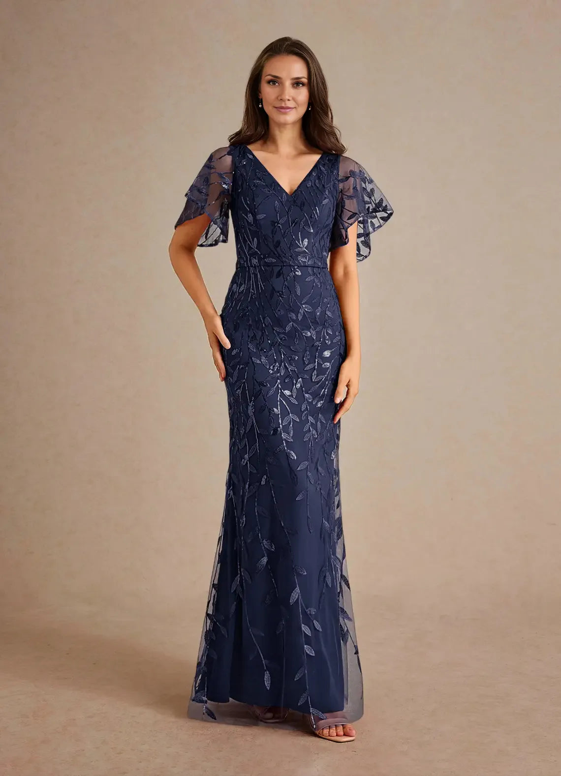 Sophisticated Graceful Stylish Refined Beautiful Elegant Champagne Tulle Sheath V-Neck Evening Dress
