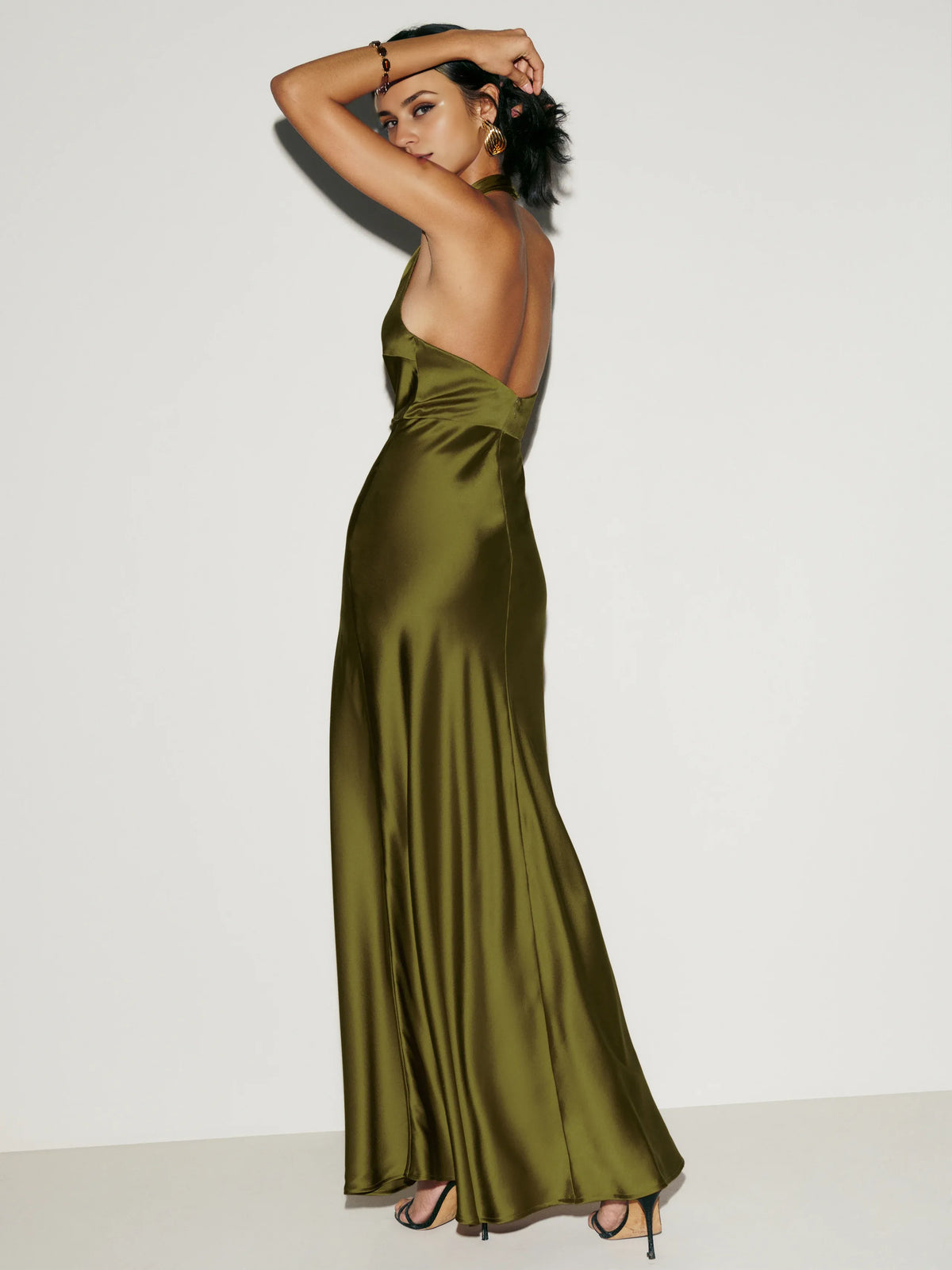 Beautiful Timeless Special Occasion Sophisticated Graceful Stylish Elegant Halter Sleeveless Prom Dress