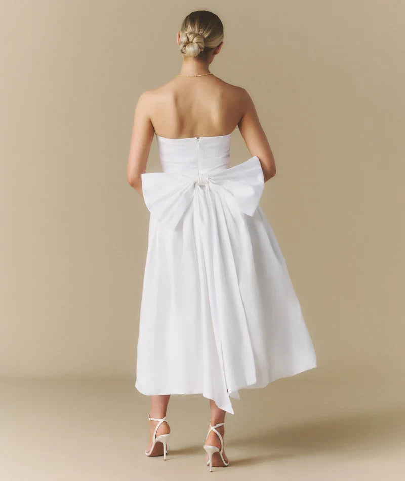 Special Occasion Sophisticated Graceful Stylish Elegant A-Line Strapless Sleeveless Midi Wedding Dress