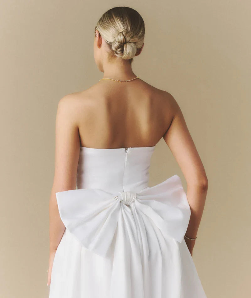 Special Occasion Sophisticated Graceful Stylish Elegant A-Line Strapless Sleeveless Midi Wedding Dress