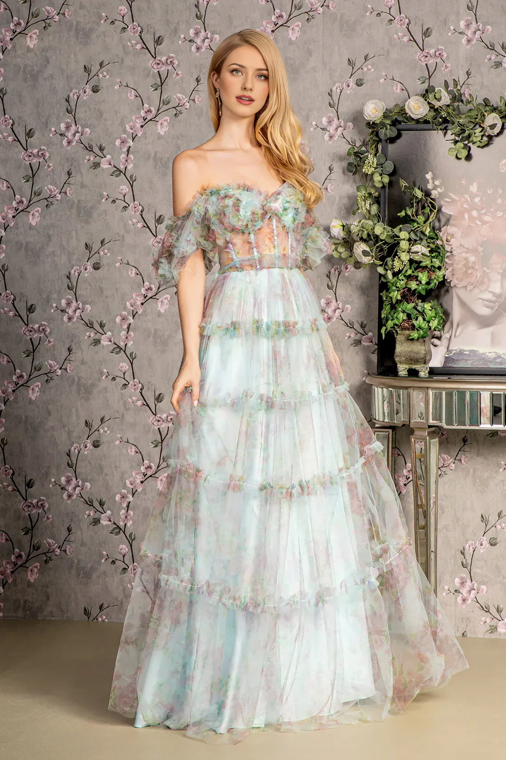 Graceful Stylish Refined Beautiful Timeless Chic Elegant Tulle A-Line Backless Prom Dress