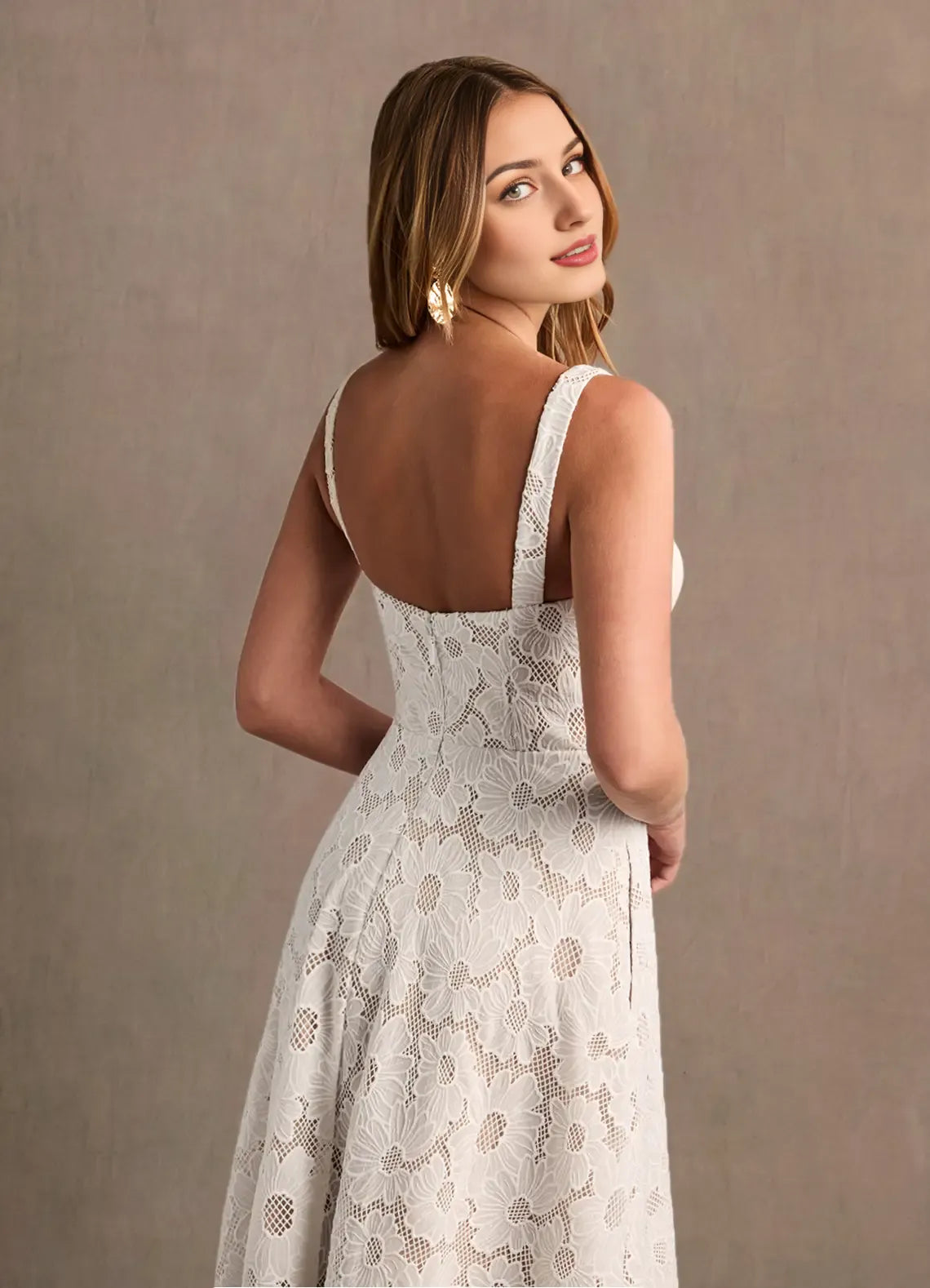 Graceful Stylish Refined Beautiful Timeless Elegant White Lace A-Line Sweetheart Prom Dress