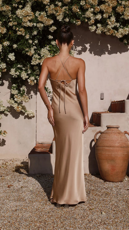 Special Occasion Sophisticated Graceful Elegant Red Mermaid Halter Open Back Prom Dress