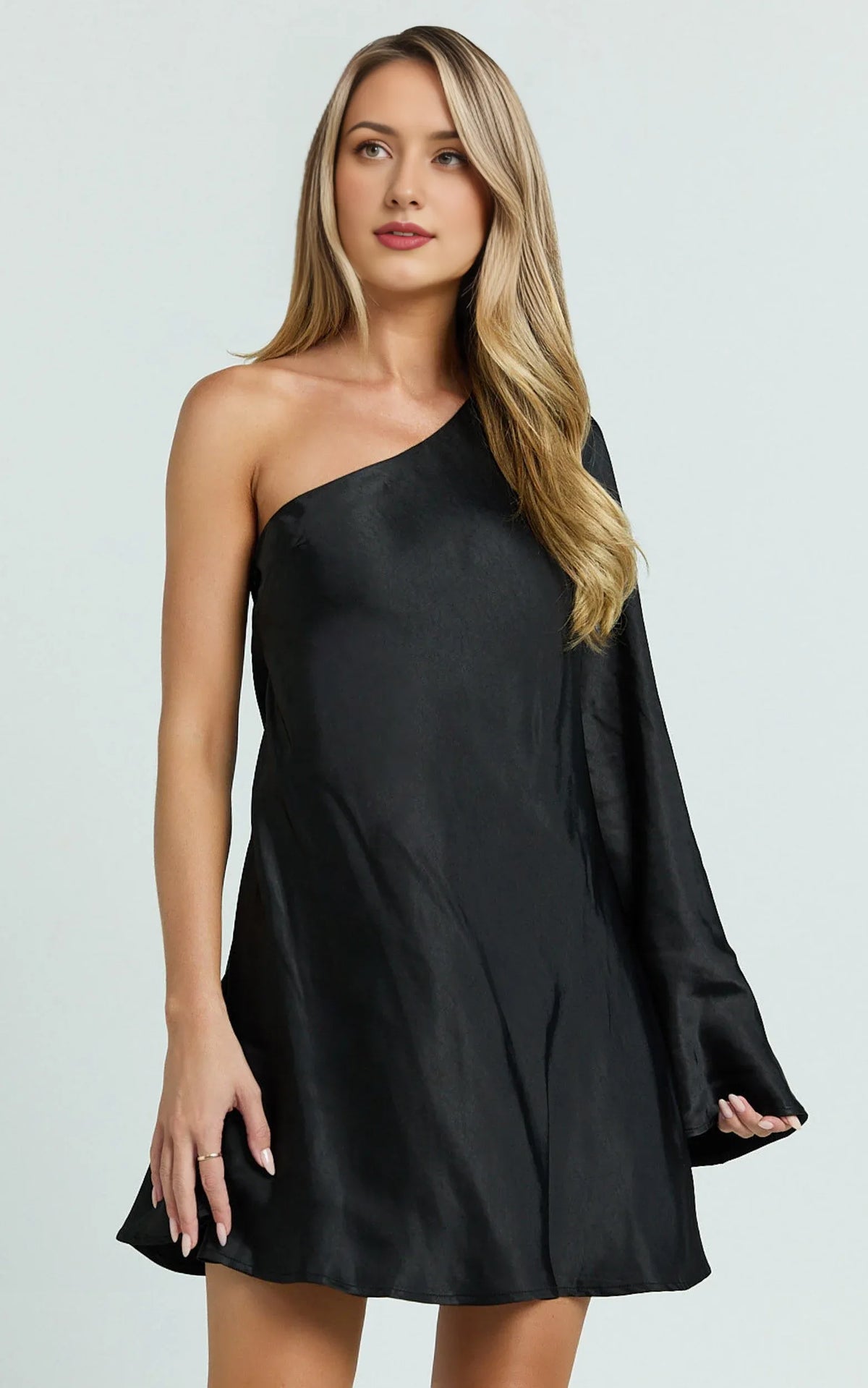 Stylish Refined Beautiful Elegant Black Satin A-Line Long Sleeve Mini Homecoming Dress