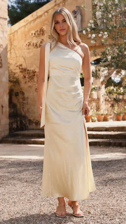 Graceful Stylish Refined Beautiful Timeless Chic Elegant Black Sheath Sleeveless Prom Dress