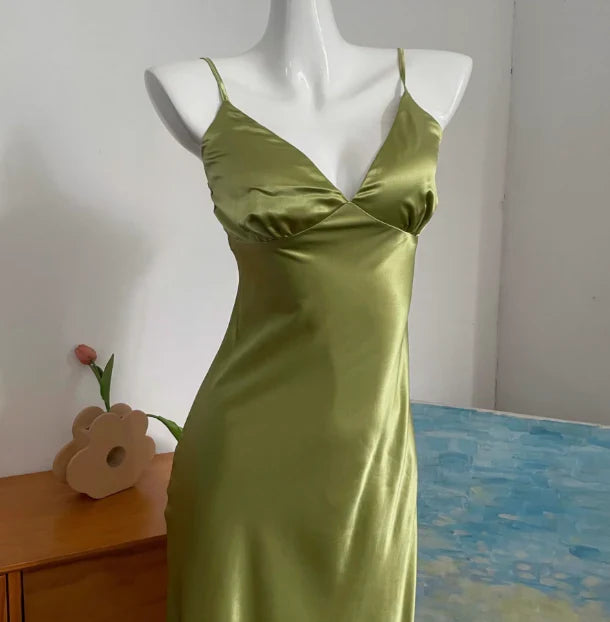 Special Occasion Sophisticated Graceful Stylish Elegant Green Satin V-Neck Sleeveless Prom Dress