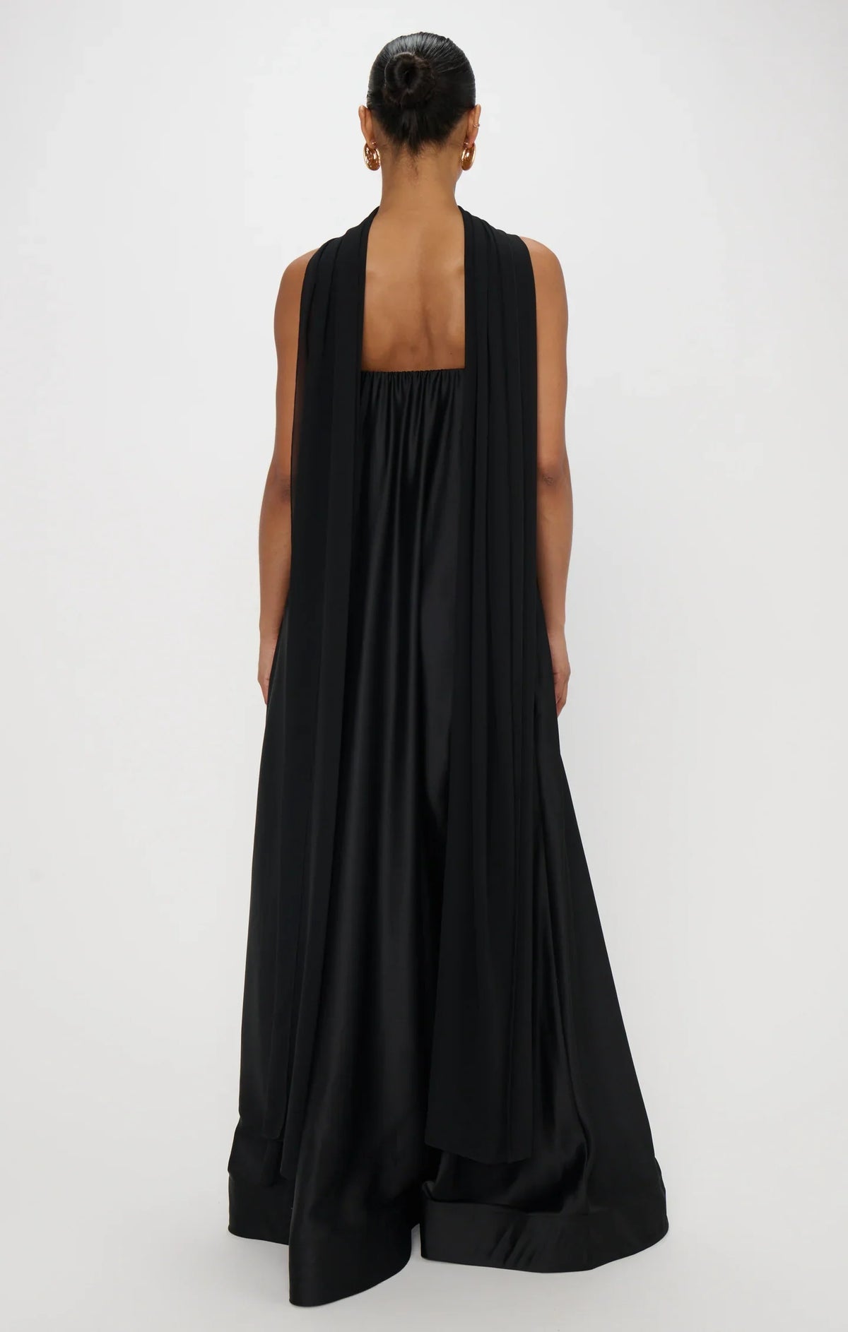 Stylish Refined Beautiful Timeless Chic Elegant Black A-Line Strapless Sleeveless Prom Dress