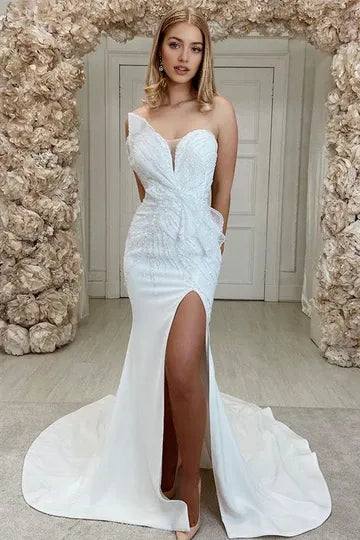 Elegant White Beaded Mermaid Strapless Classic-Sleeve Classic-Back Floor-Length Wedding Dress